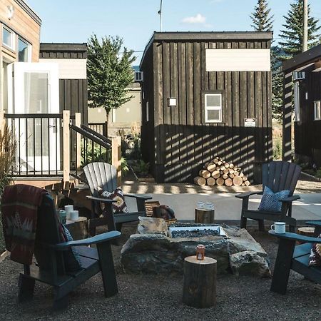 Tiny Homes By Snow Valley Lodging Fernie Eksteriør bilde