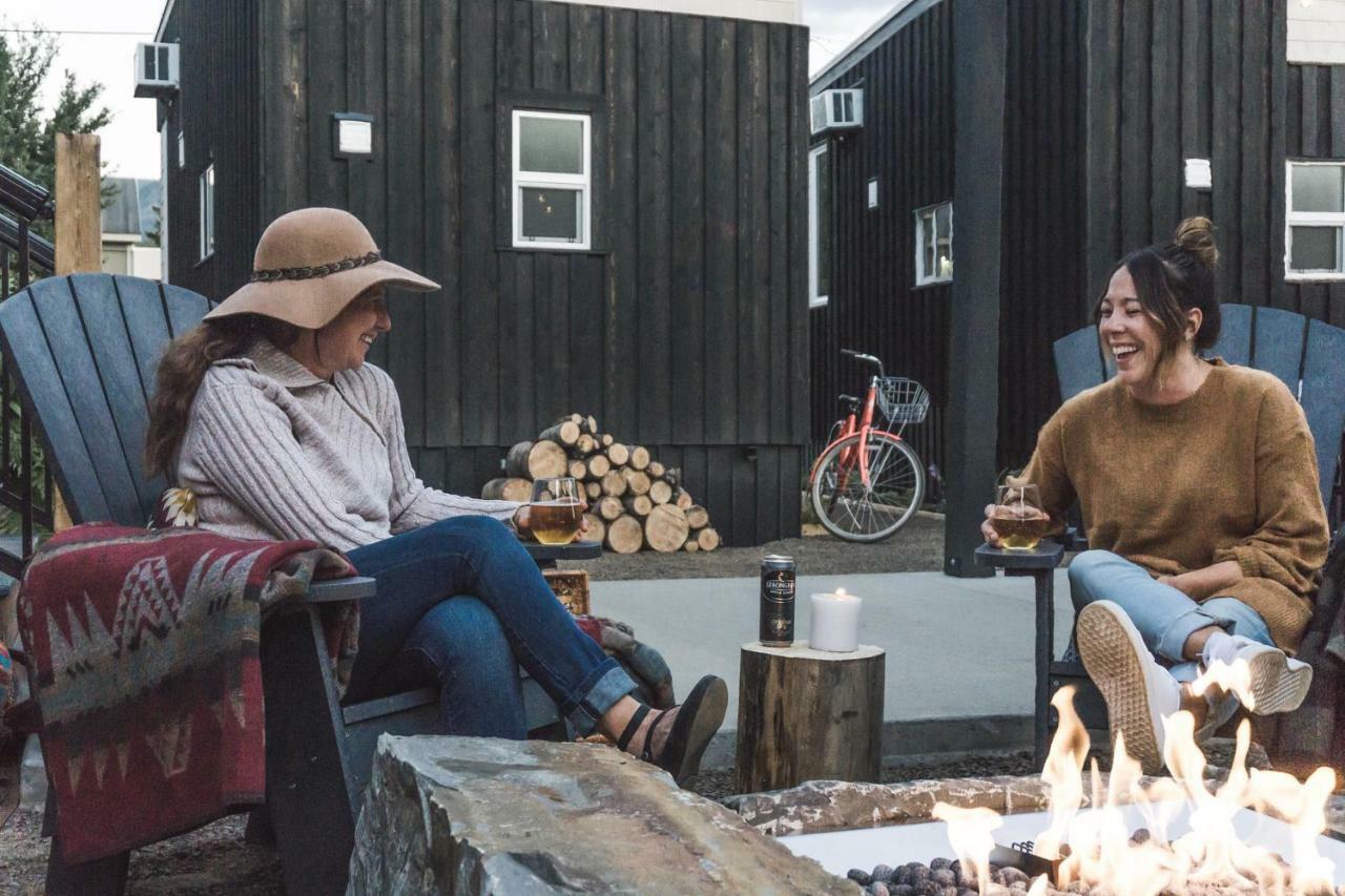 Tiny Homes By Snow Valley Lodging Fernie Eksteriør bilde